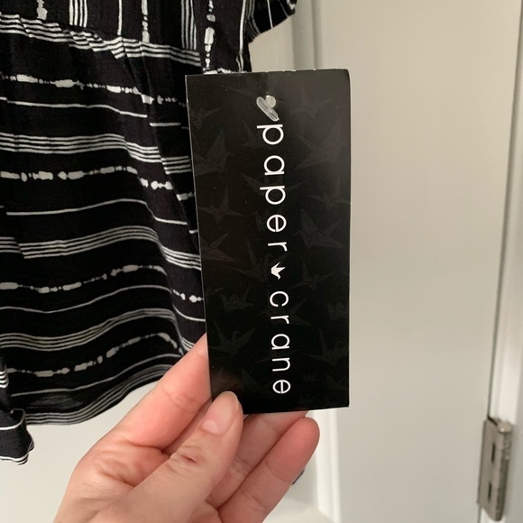 NWT Paper Crane Black and White Blouse XS - Picture 5 of 6